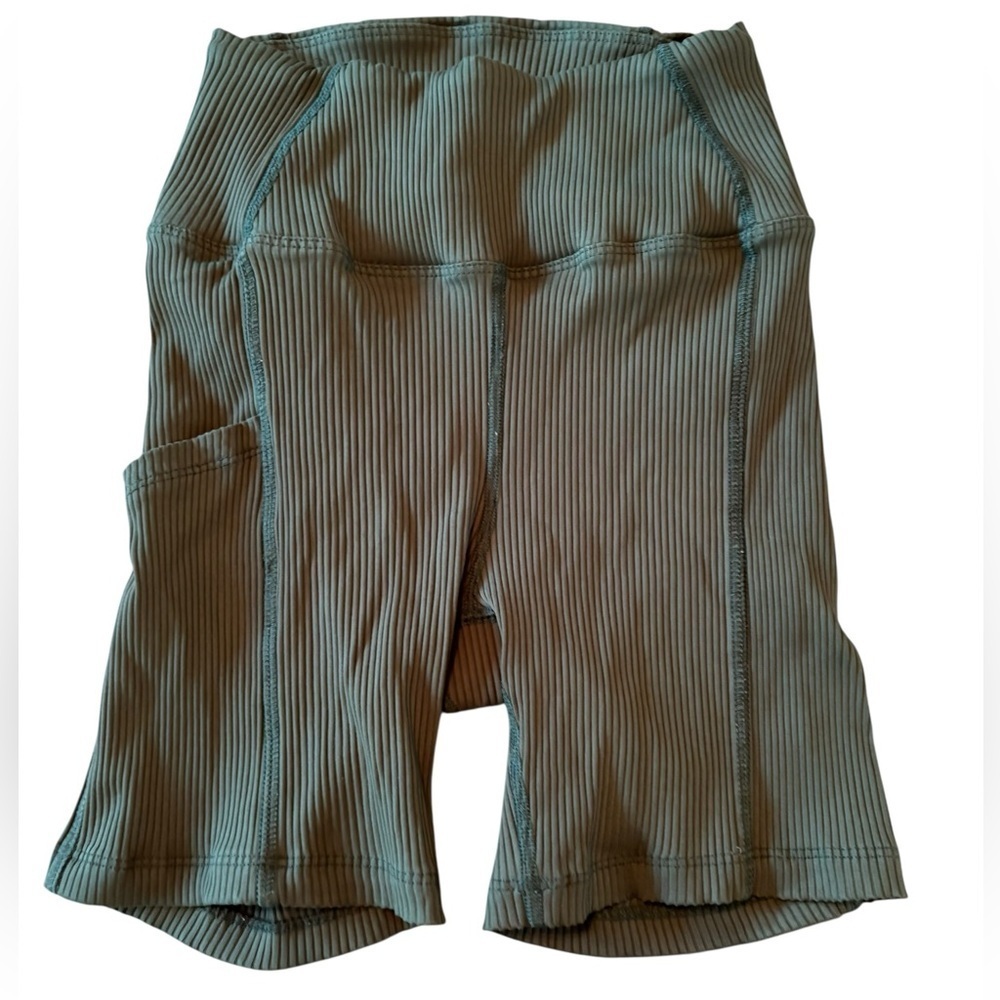 Year of Ours x Bandier Dark Green Ribbed Bike Shorts 5.5" Size Medium